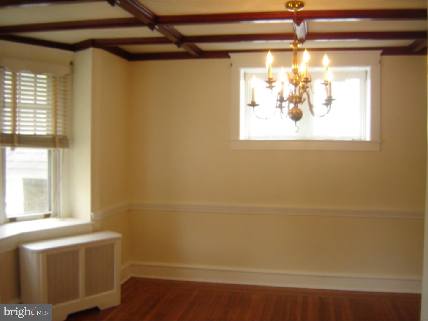419 Netherwood Road Upper Darby, PA 19082 - Photo 9 of 25 Dining Room