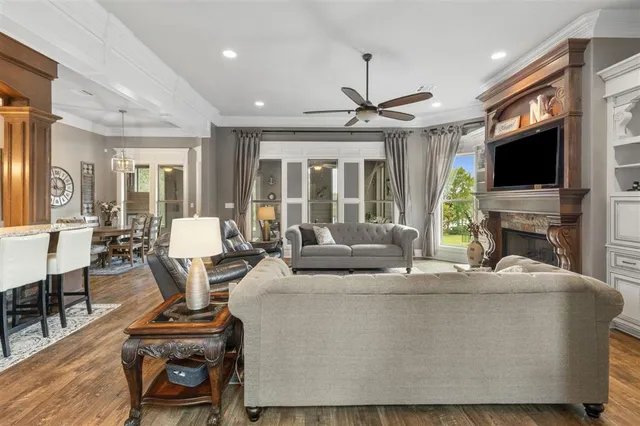 $1,299,000 | 1828 Burnett Bay Drive, Lake Charles, LA 70611