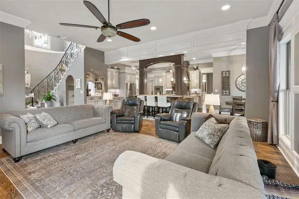 $1,299,000 | 1828 Burnett Bay Drive, Lake Charles, LA 70611