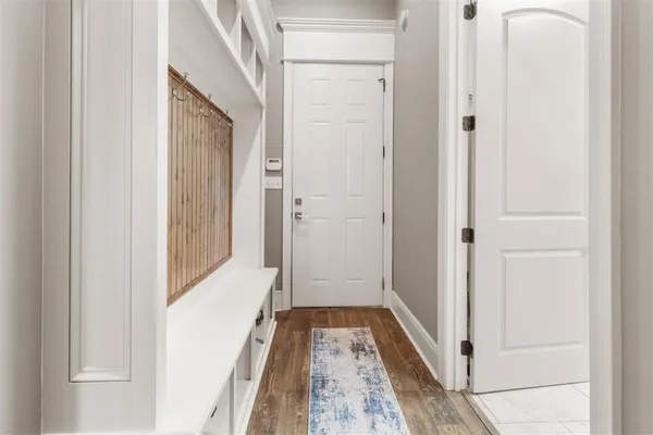 $1,299,000 | 1828 Burnett Bay Drive, Lake Charles, LA 70611