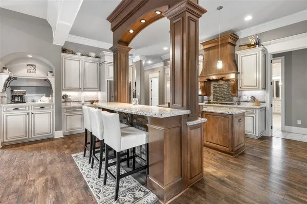 $1,299,000 | 1828 Burnett Bay Drive, Lake Charles, LA 70611