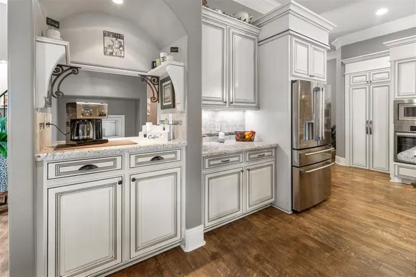 $1,299,000 | 1828 Burnett Bay Drive, Lake Charles, LA 70611