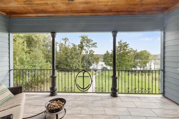 $1,299,000 | 1828 Burnett Bay Drive, Lake Charles, LA 70611