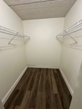 $1,400 | 500 Village Green Circle West, Unit 205, Palm Springs, FL 33461