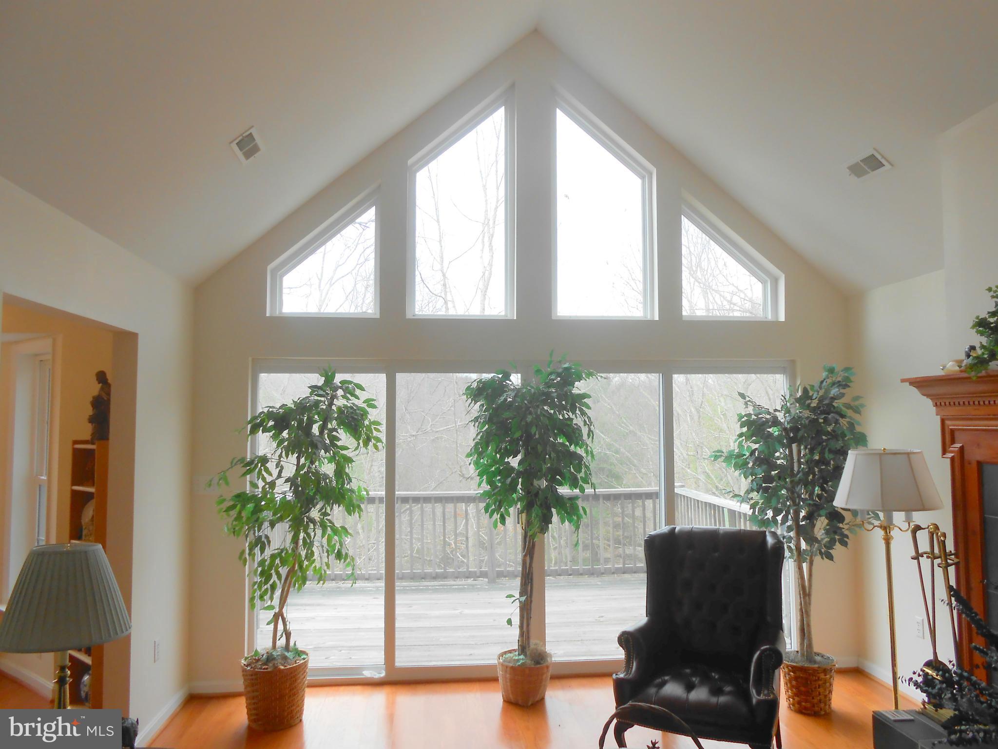 158 Deerhaven Road Front Royal, VA 22630 - Photo 11 of 30 Living Room