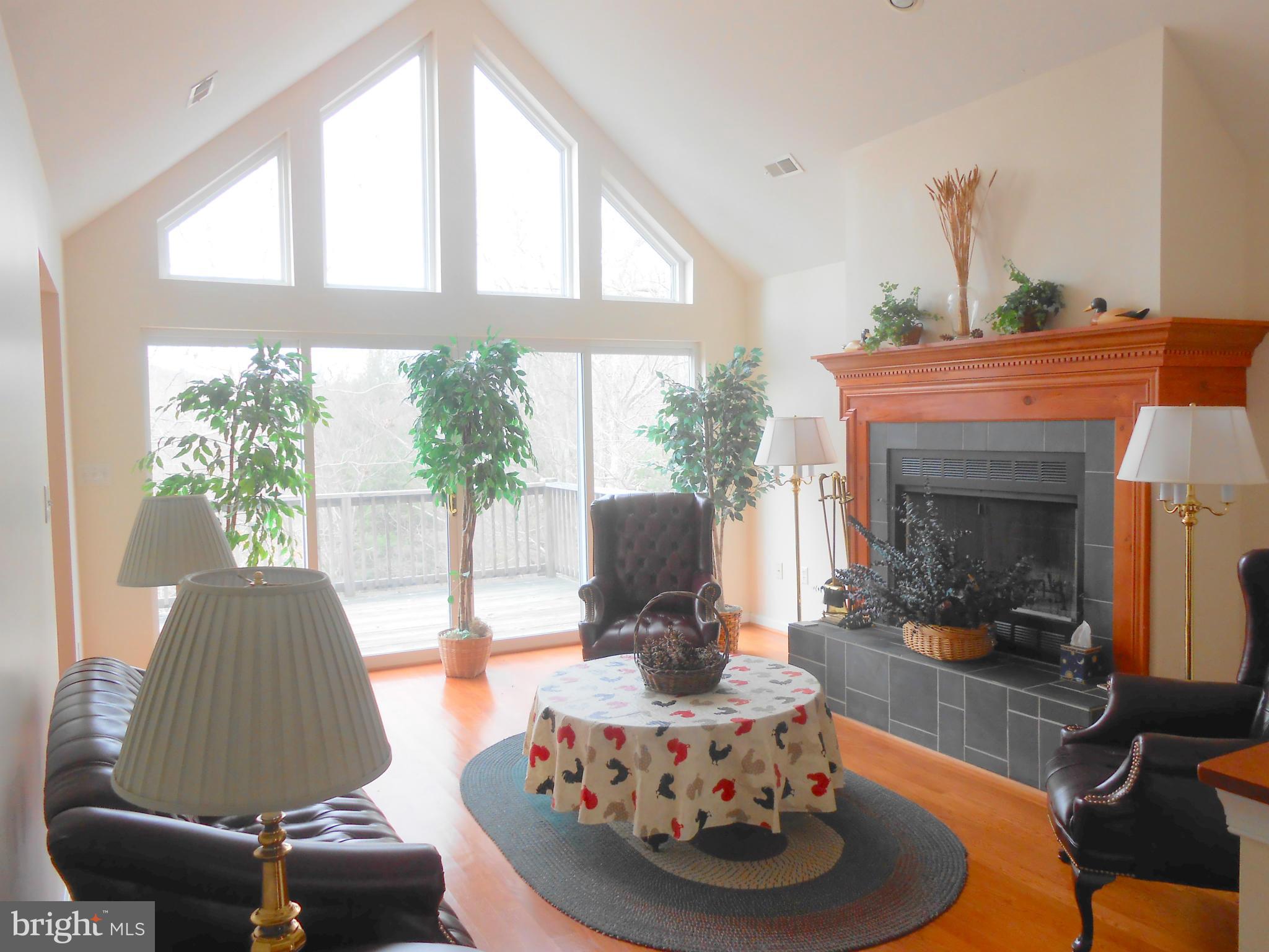 158 Deerhaven Road Front Royal, VA 22630 - Photo 12 of 30 Living Room