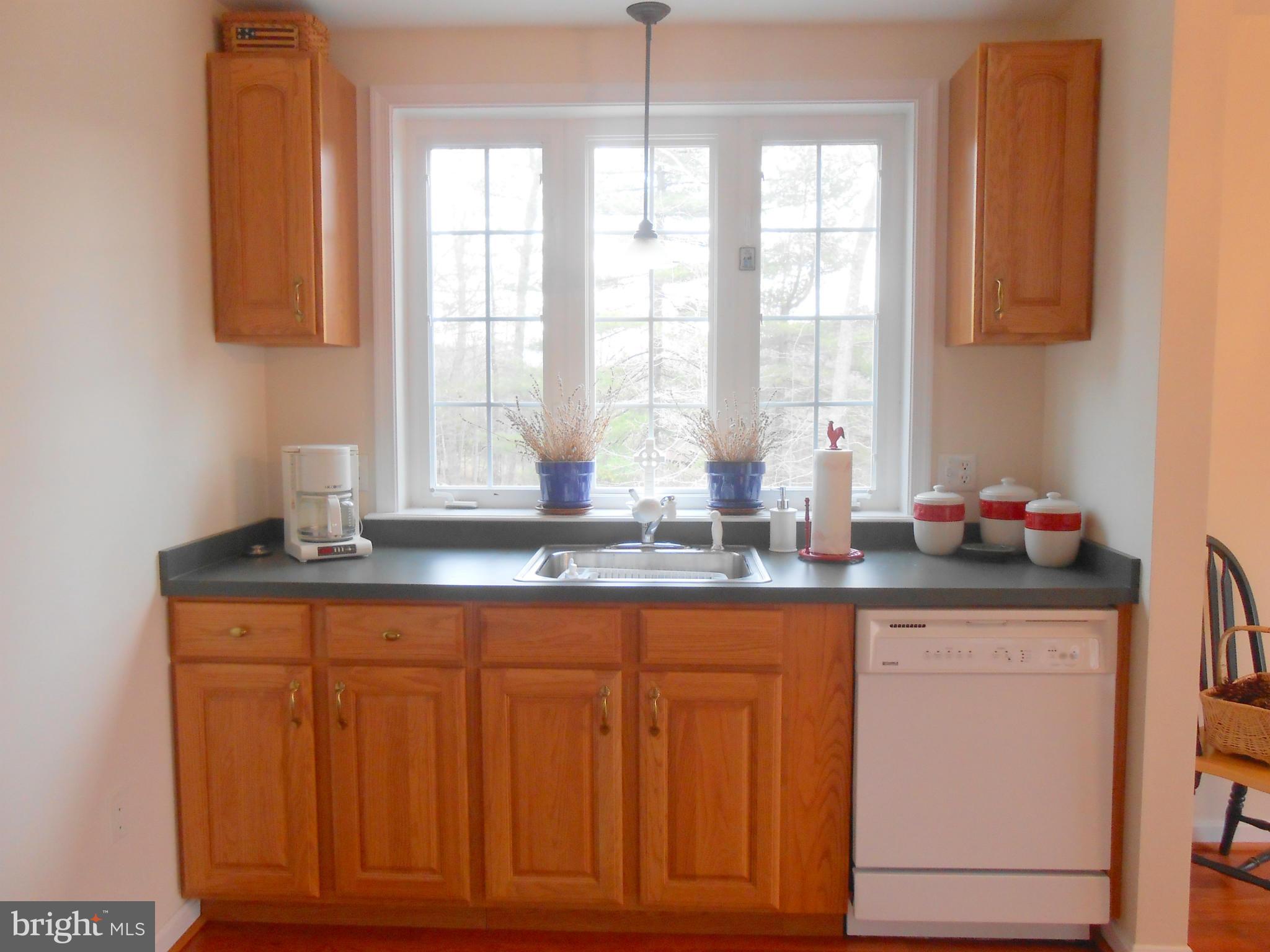 158 Deerhaven Road Front Royal, VA 22630 - Photo 7 of 30 Kitchen