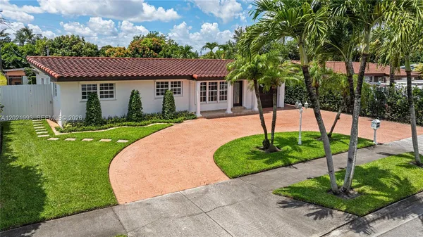 $5,000 | 630 West 72nd Place, Hialeah, FL 33014