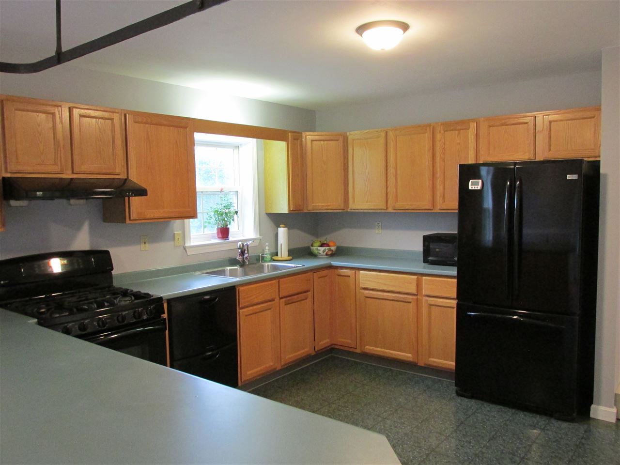 96 Emerys Bridge Road South Berwick, ME 03908 - Photo 5 of 26 Gallery Image 5
