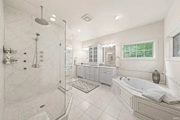 $1,550,000 | 13 Quail Island Drive, Elkhart, IN 46514