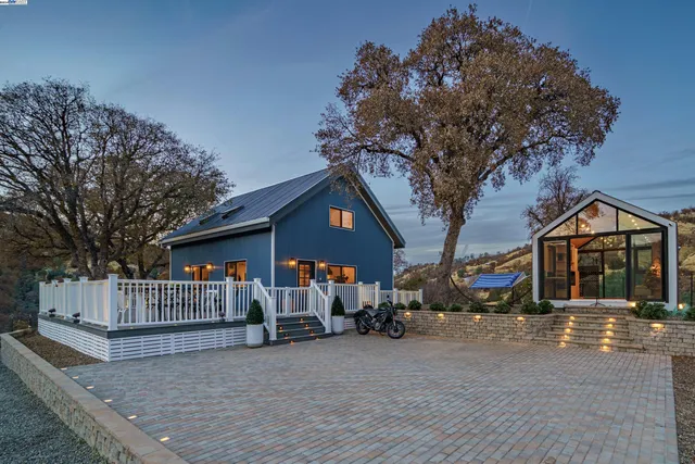 $1,199,950 | 21000 Mines Road, Livermore, CA 94550