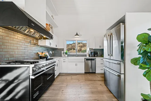 $1,199,950 | 21000 Mines Road, Livermore, CA 94550