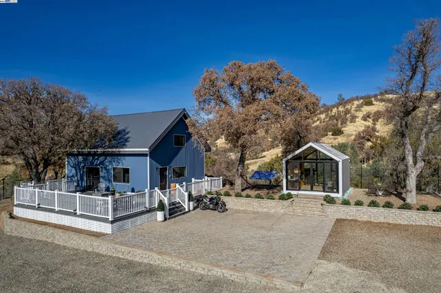 $1,199,950 | 21000 Mines Road, Livermore, CA 94550