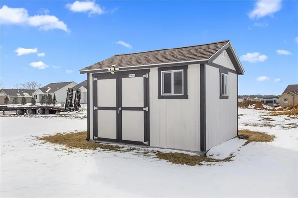 $459,500 | 1504 North 162nd Circle, Basehor, KS 66007