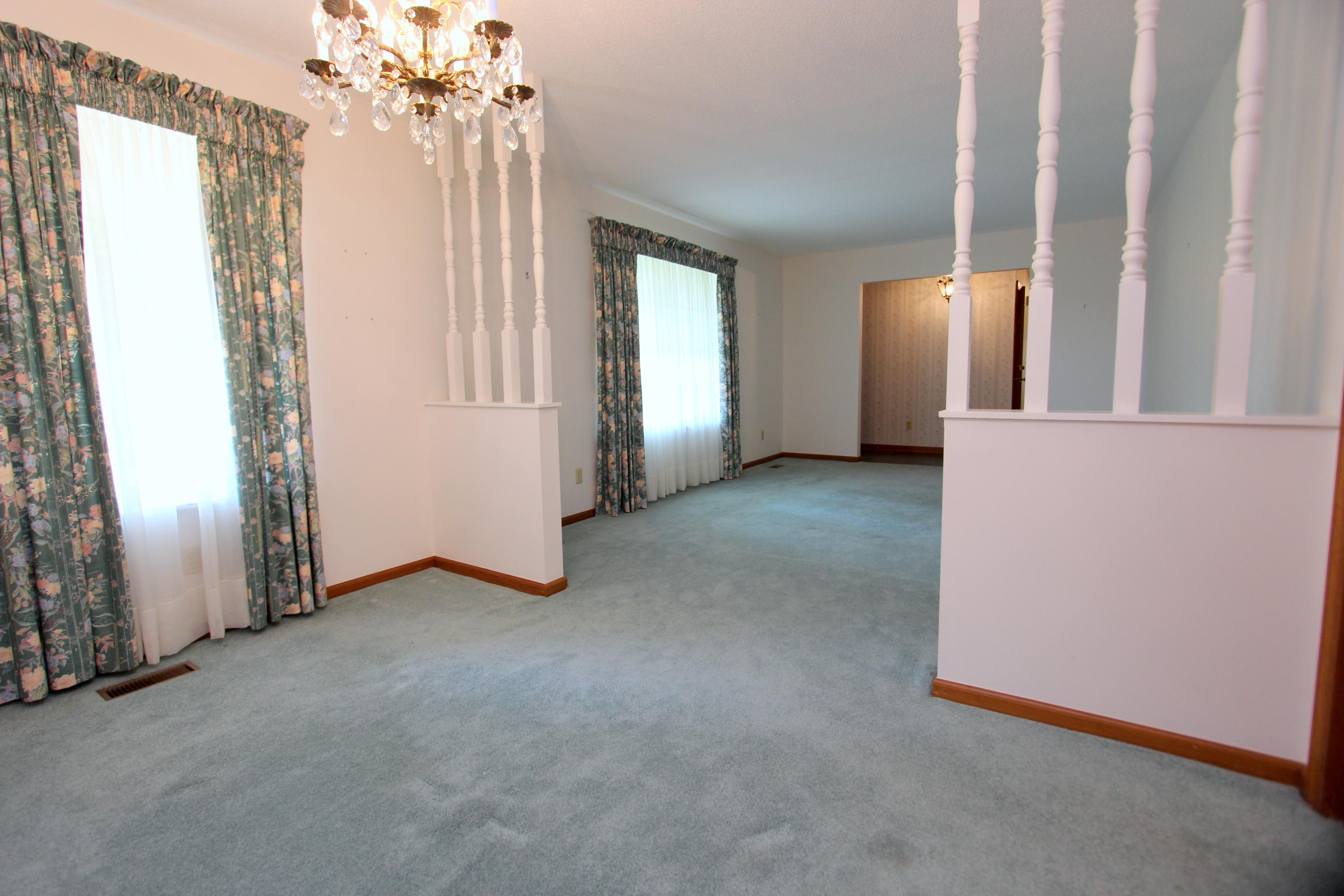 7107 Moreview Road Chattanooga, TN 37412 - Photo 12 of 38 Formal Dining Room