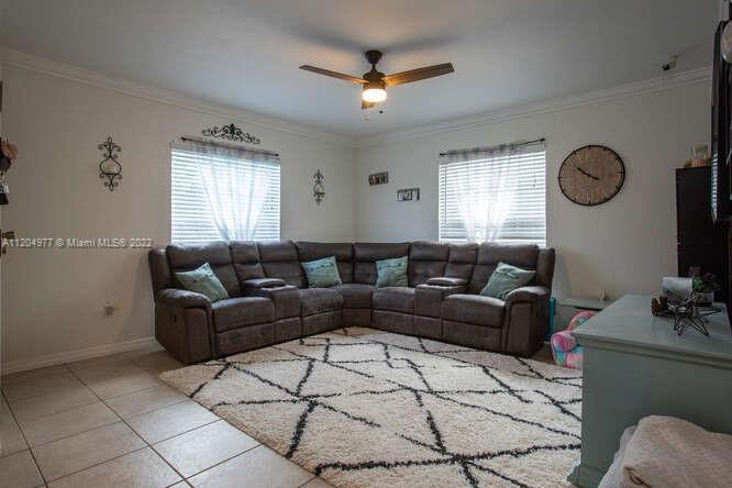 868 Southwest 6th Street Homestead, FL 33030 - Photo 3 of 19 Gallery Image 3