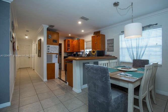 868 Southwest 6th Street Homestead, FL 33030 - Photo 5 of 19 Gallery Image 5