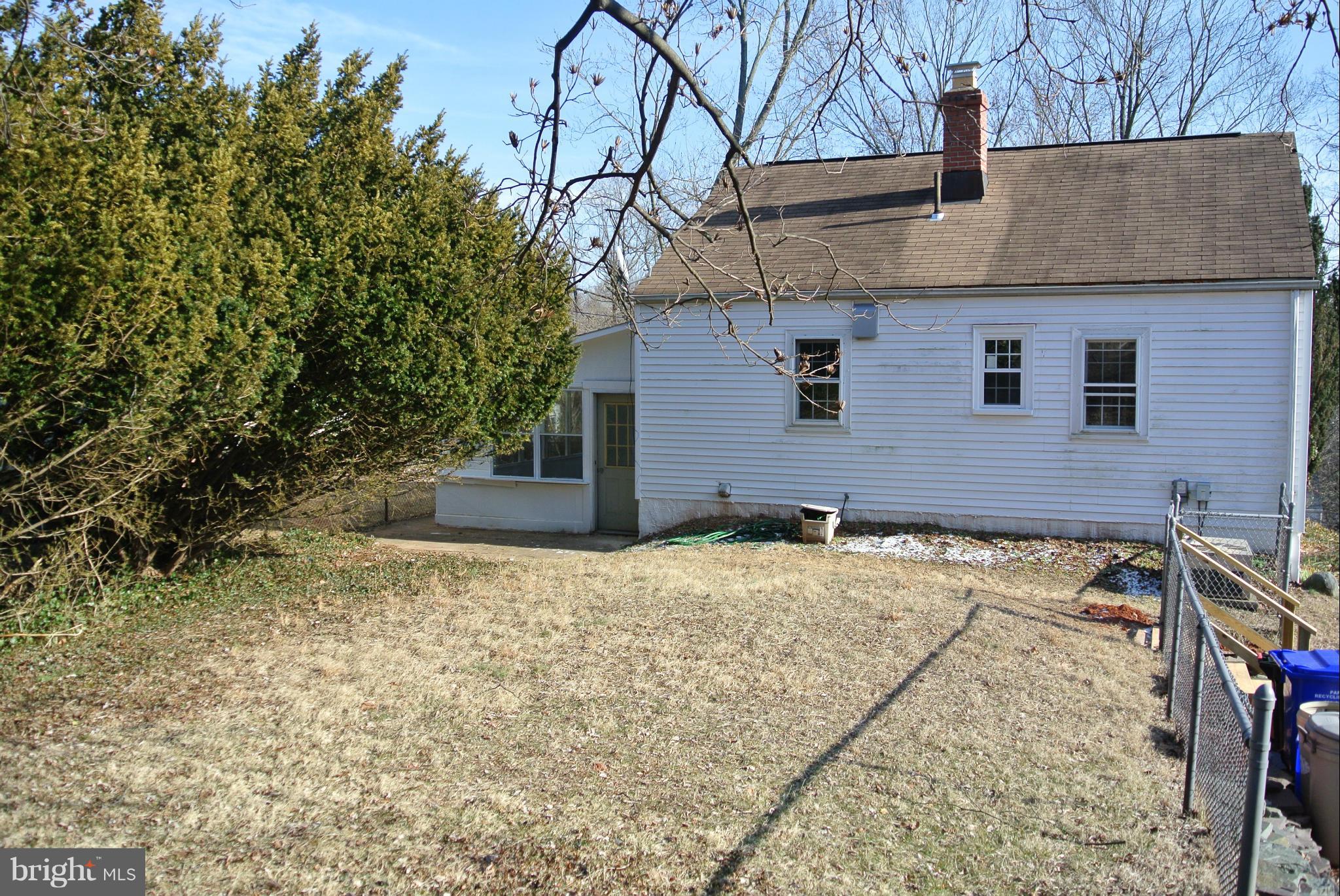 4221 Round Hill Road Silver Spring, MD 20906 - Photo 26 of 30 Exterior (Rear)
