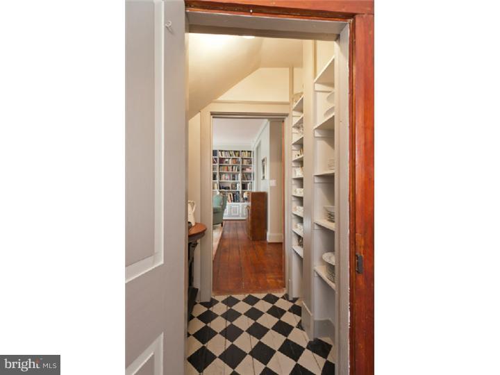 3185 Durham Road Doylestown, PA 18902 - Photo 8 of 25 Gallery Image 8