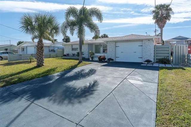 $259,999 | 7312 Mako Drive, Hudson, FL 34667