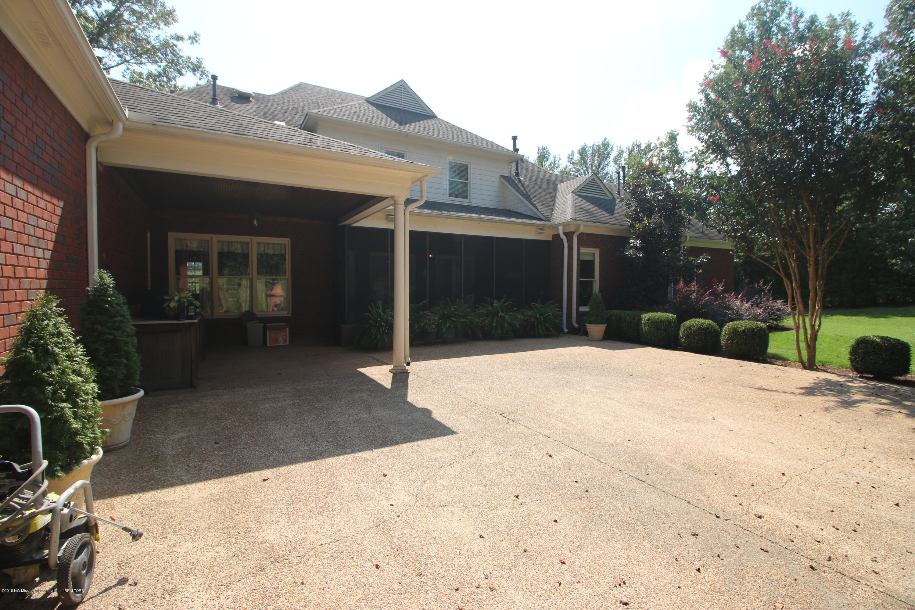 4700 Nesbit Road Nesbit, MS 38651 - Photo 39 of 45 IMG_7057
