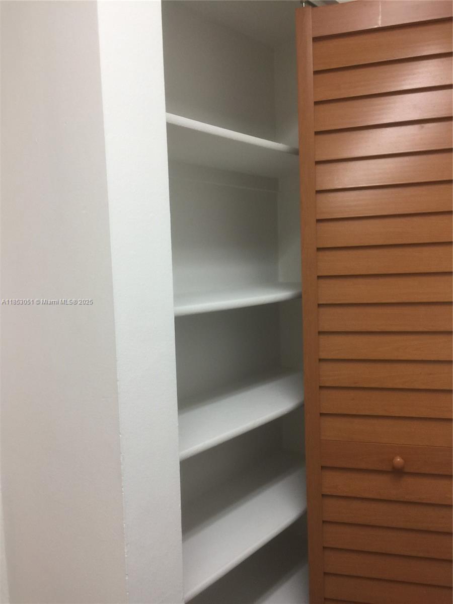 9229 Southwest 87th Avenue, Unit D7 Miami, FL 33176 - Photo 4 of 9