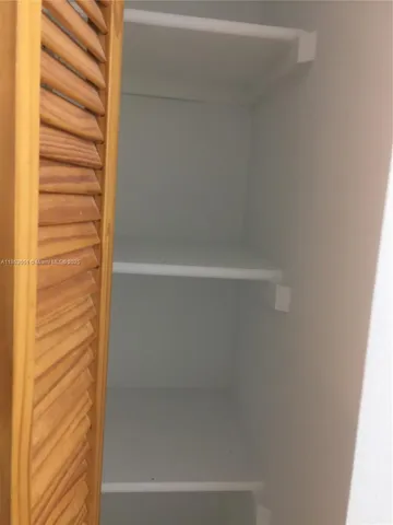 $1,800 | 9229 Southwest 87th Avenue, Unit D7, Miami, FL 33176