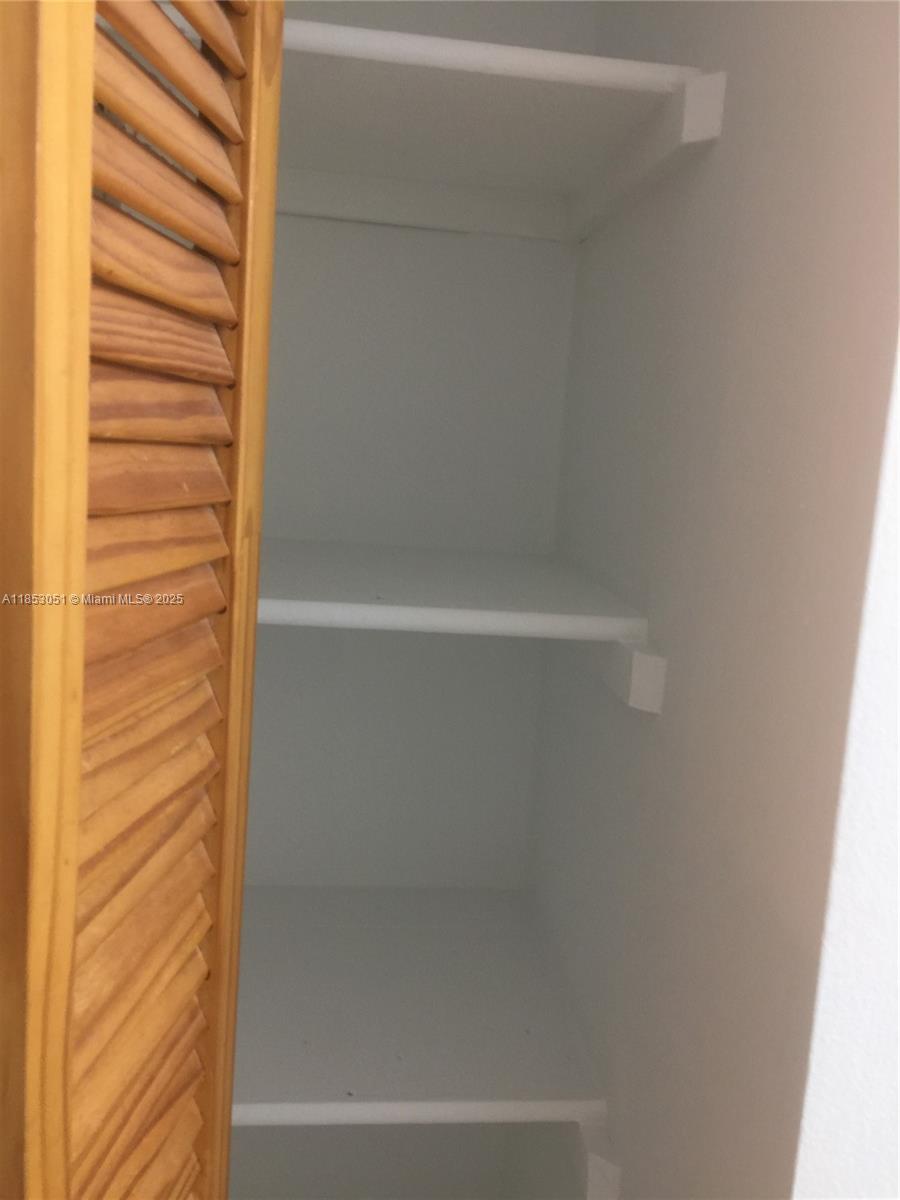 9229 Southwest 87th Avenue, Unit D7 Miami, FL 33176 - Photo 5 of 9