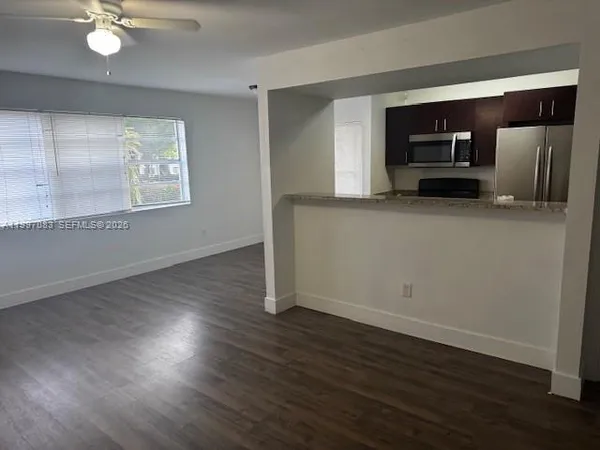 $2,200 | 15275 Southwest 107th Lane, Unit 102, Miami, FL 33196