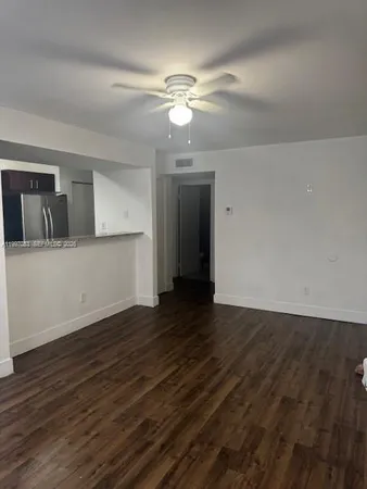 $2,200 | 15275 Southwest 107th Lane, Unit 102, Miami, FL 33196