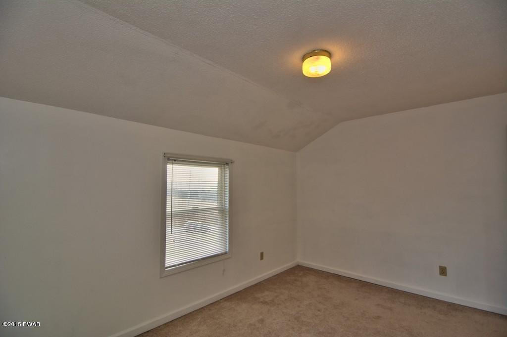 154 Spudeno Road Moscow, PA 18444 - Photo 38 of 42