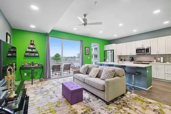 $279,000 | 900 Bartholomew Street, Unit 420, New Orleans, LA 70117