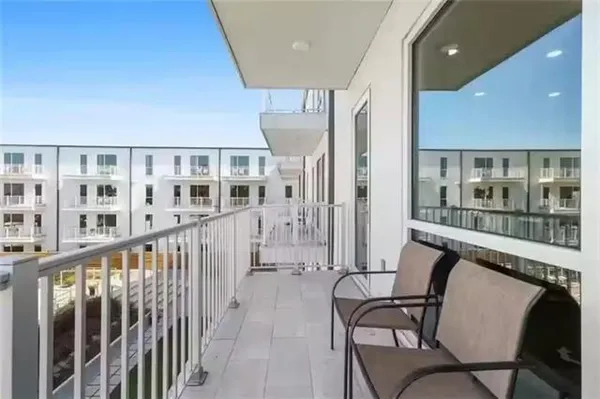 $279,000 | 900 Bartholomew Street, Unit 420, New Orleans, LA 70117