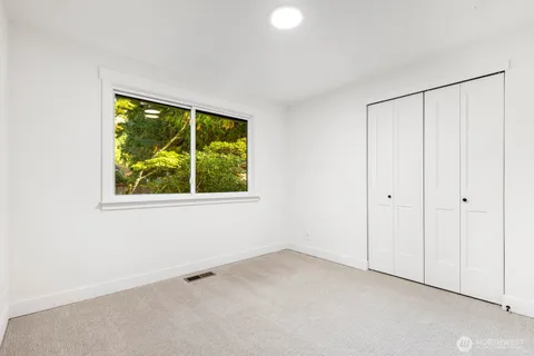 $1,649,000 | 3218 218th Avenue Southeast, Sammamish, WA 98075