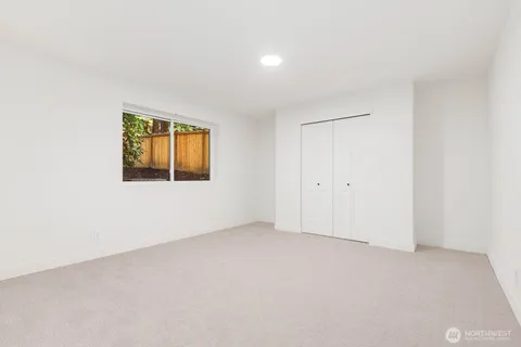 $1,649,000 | 3218 218th Avenue Southeast, Sammamish, WA 98075