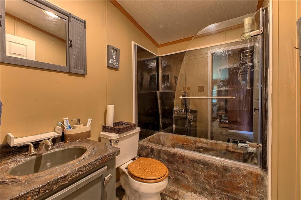 1196 Buchanan Road Acme, PA 15610 - Photo 11 of 38 Gallery Image 11