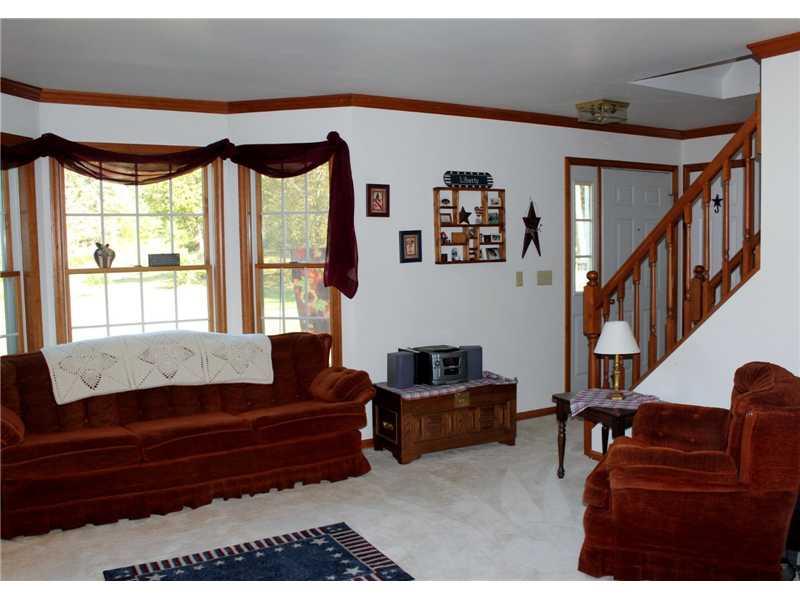 386 Henderson Station Road Stoneboro, PA 16153 - Photo 22 of 25 Living Room.