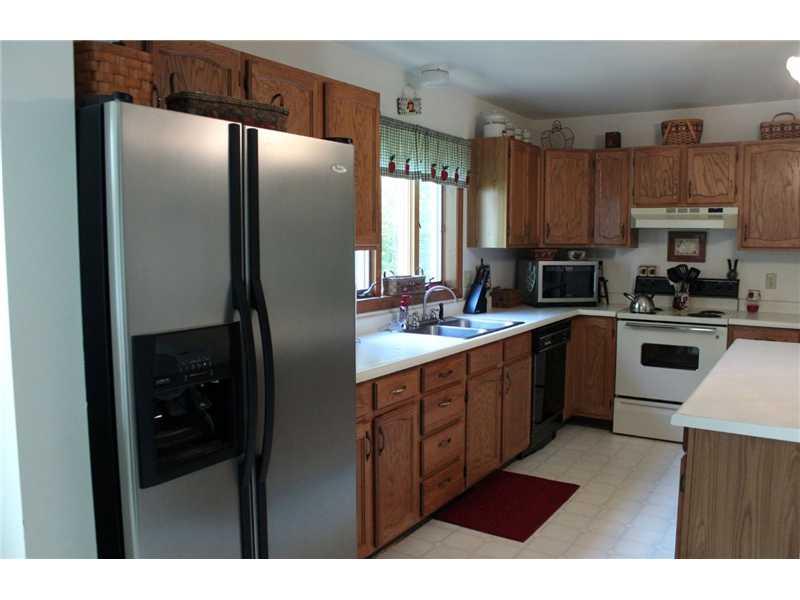 386 Henderson Station Road Stoneboro, PA 16153 - Photo 8 of 25 Kitchen.