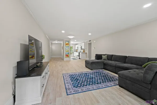 $105,000 | 10434 Jefferson Highway, Unit C, Baton Rouge, LA 70809