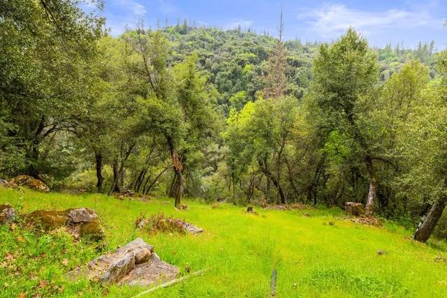 $850,000 | 6432 Happy Valley Road, Somerset, CA 95684
