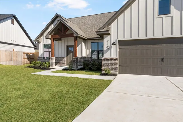 $339,900 | 2102 Joppi Court, Bryan, TX 77807