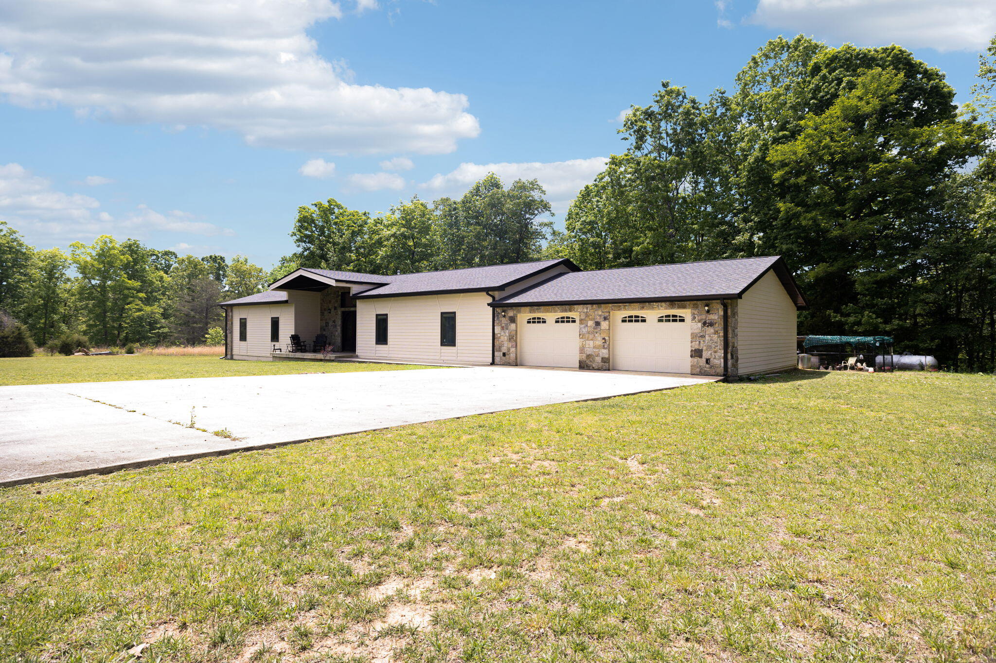 1500 Jackson Point Road Sewanee, TN 37375 - Photo 5 of 77 3-1500 Jackson Point Rd Sewanee - 003