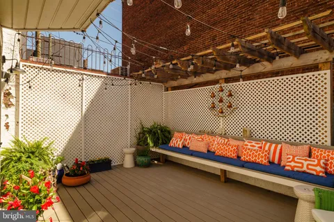 $885,000 | 871 North 26th Street, Philadelphia, PA 19130