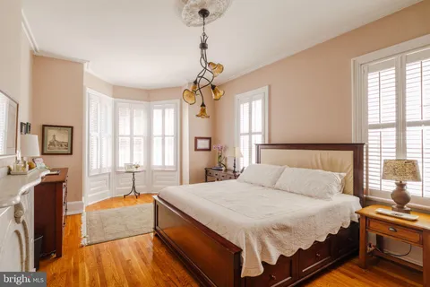 $885,000 | 871 North 26th Street, Philadelphia, PA 19130