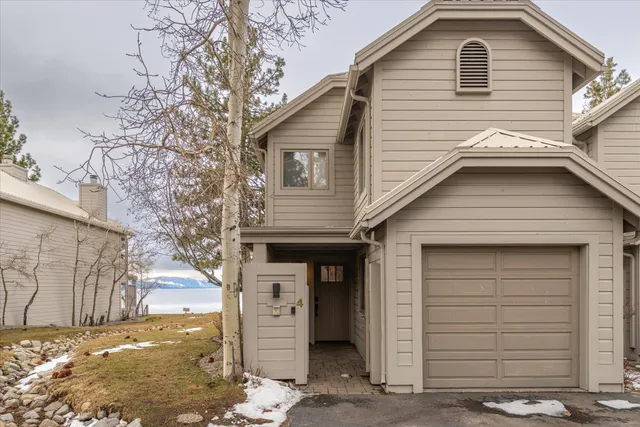 $425,000 | 8000 North Lake Boulevard, Unit LAKEFRONT 4, Kings Beach, CA 96143