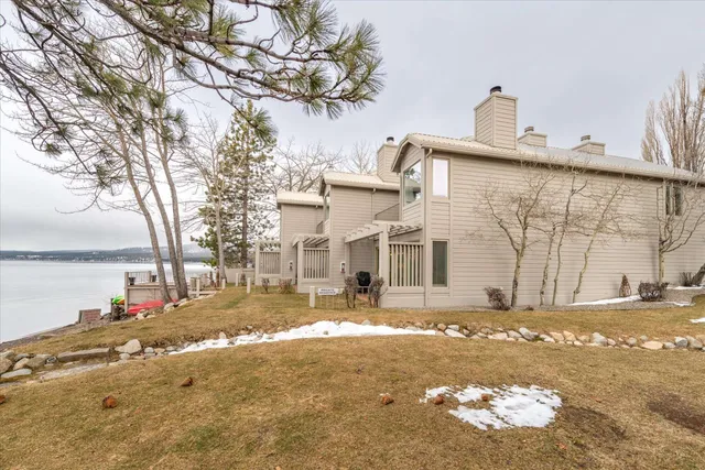 $425,000 | 8000 North Lake Boulevard, Unit LAKEFRONT 4, Kings Beach, CA 96143