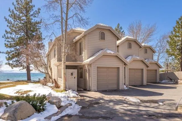 $425,000 | 8000 North Lake Boulevard, Unit LAKEFRONT 4, Kings Beach, CA 96143