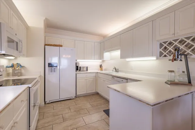 $425,000 | 8000 North Lake Boulevard, Unit LAKEFRONT 4, Kings Beach, CA 96143