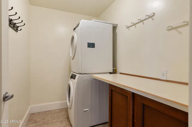 a view of walk in closet