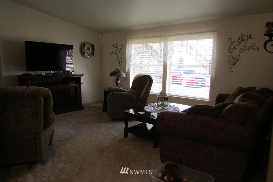 3055 Rd F Northeast Moses Lake, WA 98837 - Photo 7 of 22 Gallery Image 7
